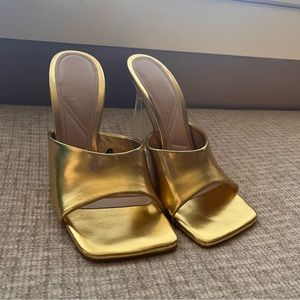 ZARA Gold heel